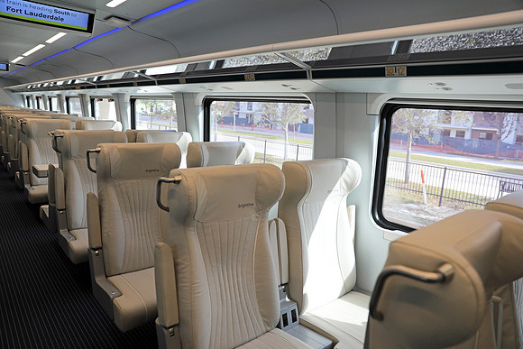 5DM48054e