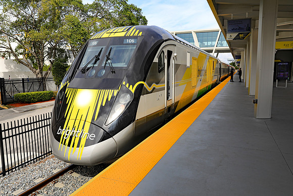 5DM48077e
